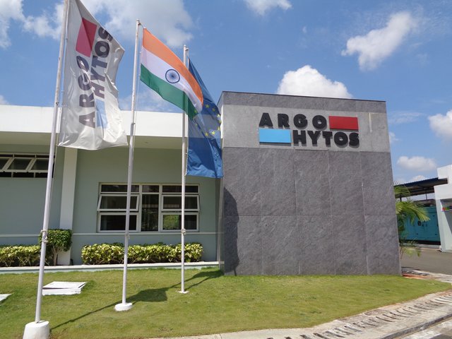 Teil des ARGO-HYTOS-Gebäudes in Indien mit Firmenlogo